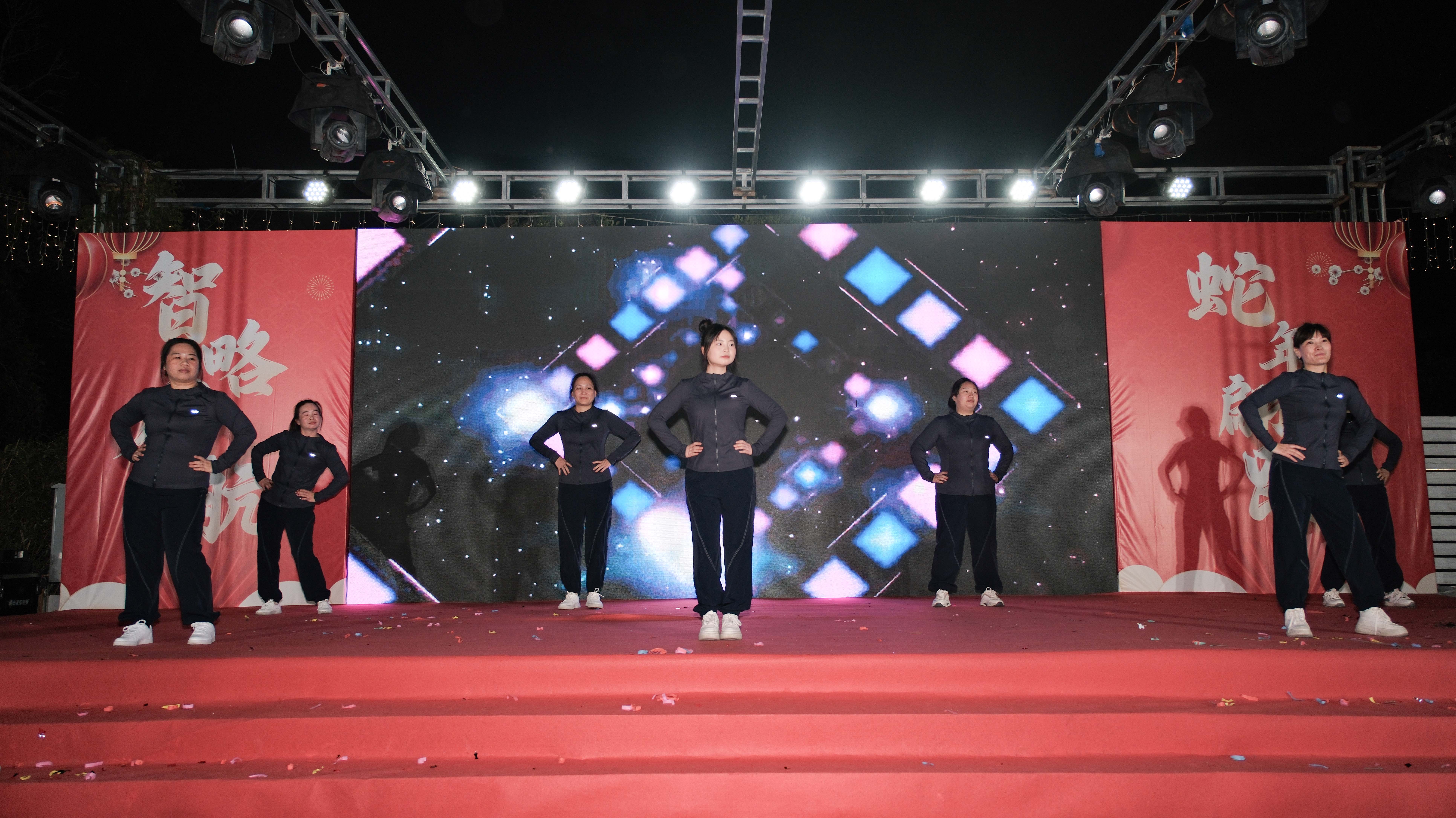 久信達(dá)科技2024年年會(huì)圓滿落幕：感恩同行，共創(chuàng)環(huán)保新未來(lái)，乘風(fēng)破浪，夢(mèng)想起航(圖10)